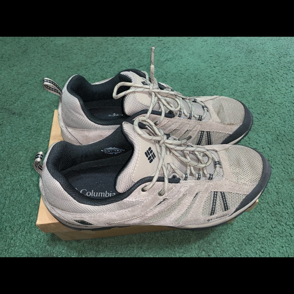 Columbia waterproof shoes